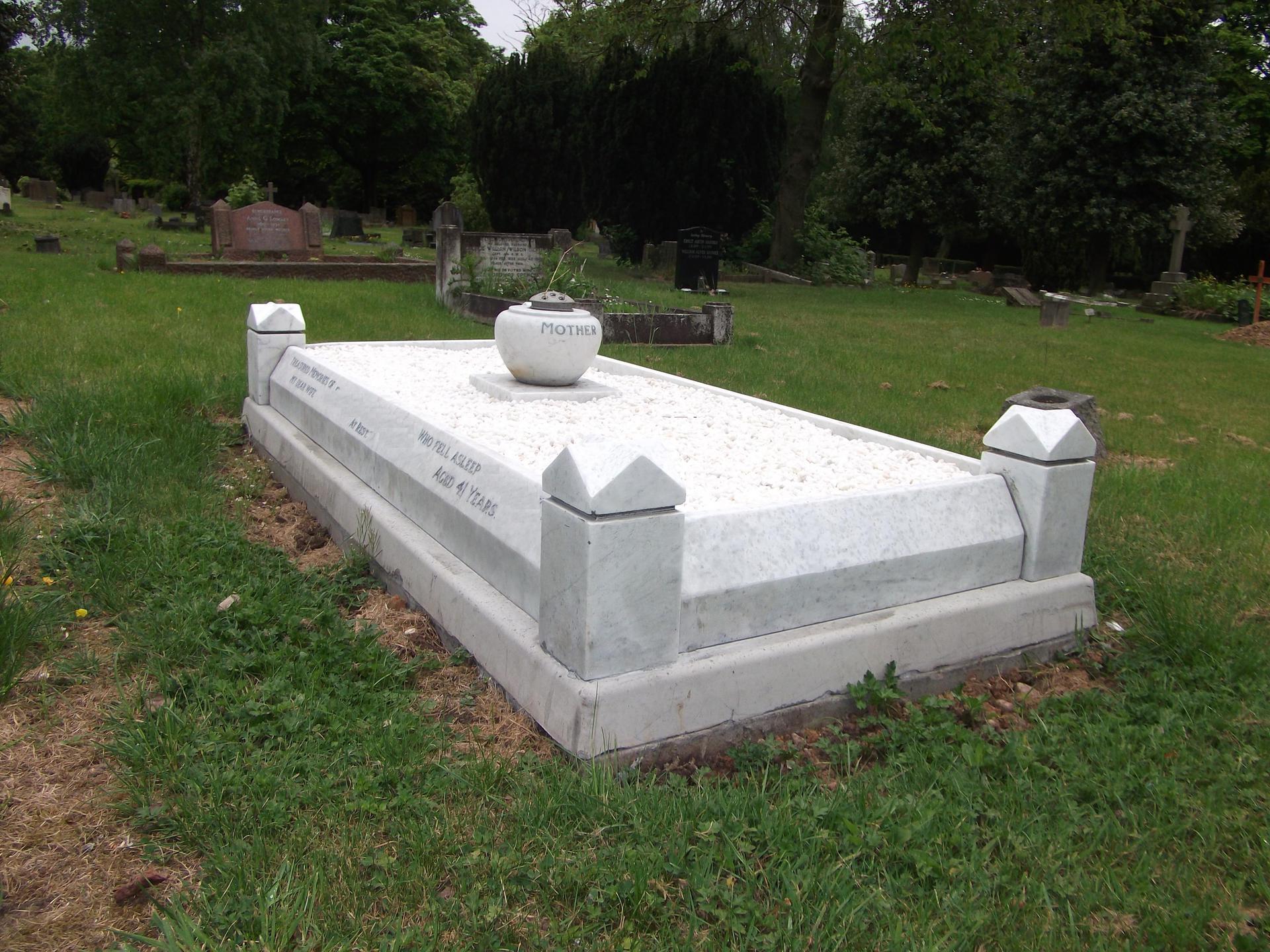 facts about headstones